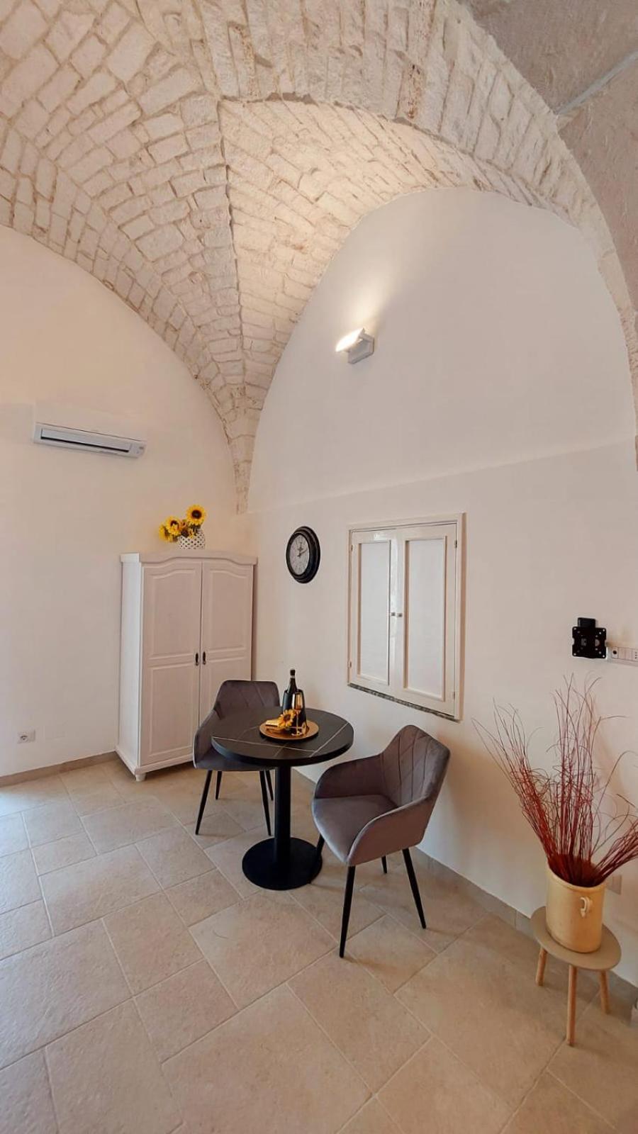 Aurasia Al Borgo Antico ออสตูนี ภายนอก รูปภาพ